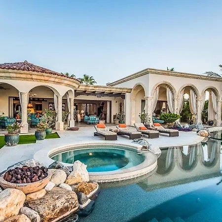 Stunning Oceanfront Villa With Infinity Pool